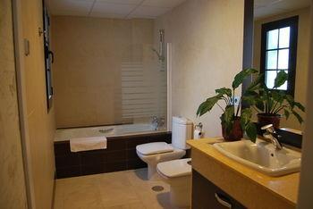 Suites Maison d'hôtes 3*